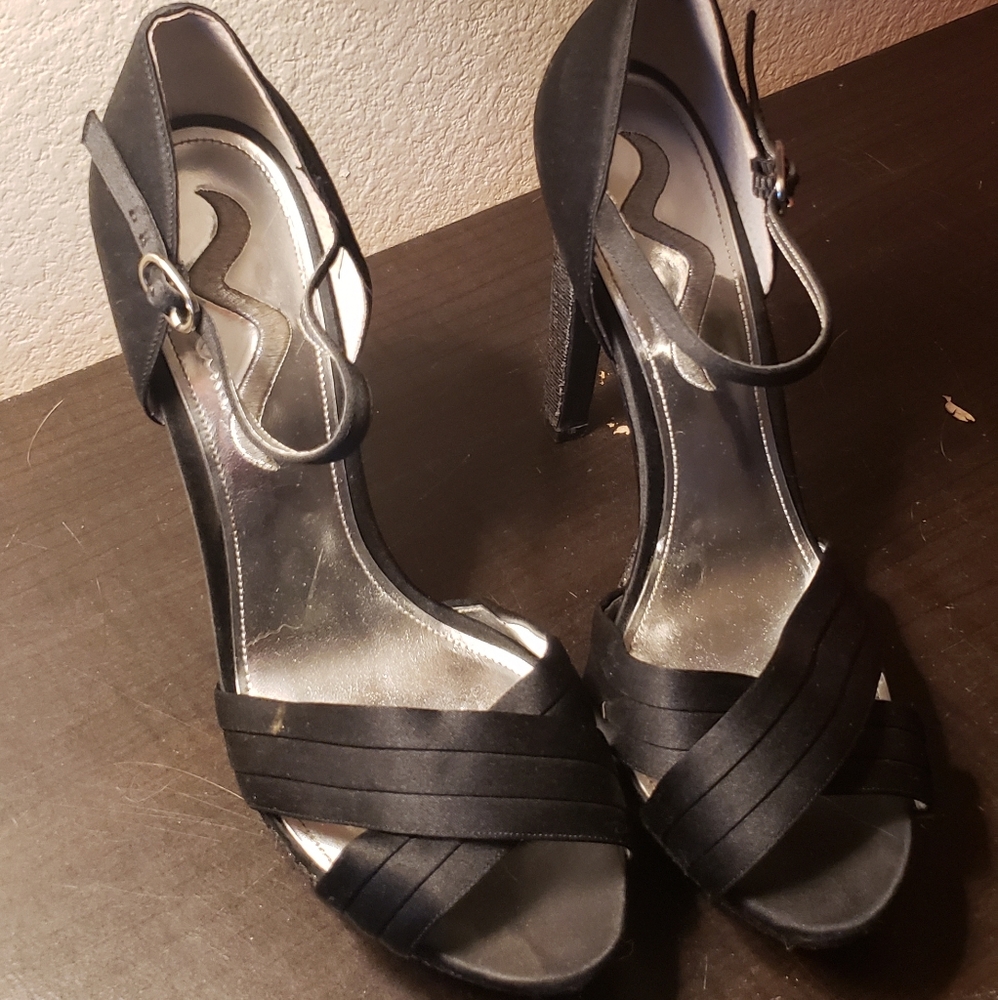 Black Glitter-Heeled Nina Platform Heels